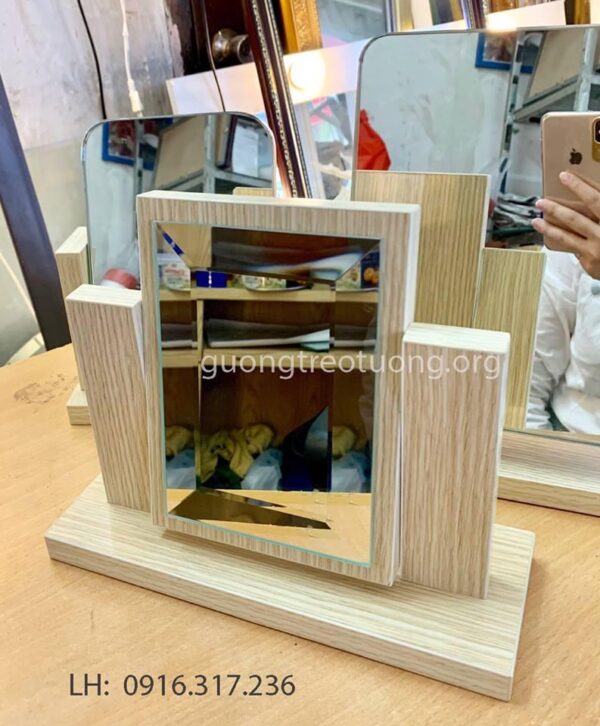 Gương soi trang điểm để bàn bằng gỗ